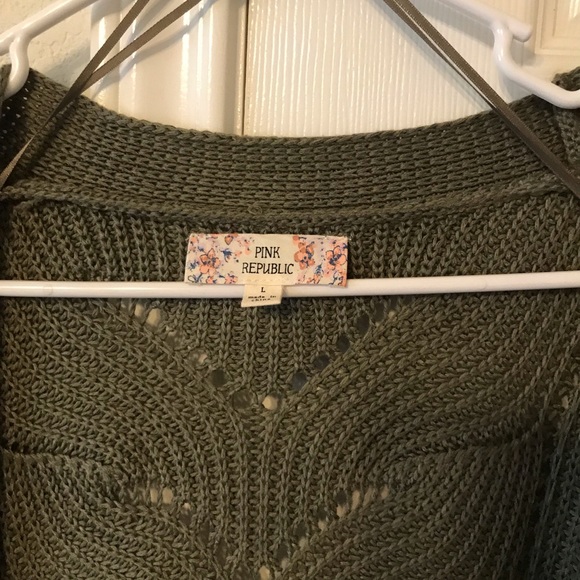 Pink Republic women’s cardigan - Picture 2 of 3